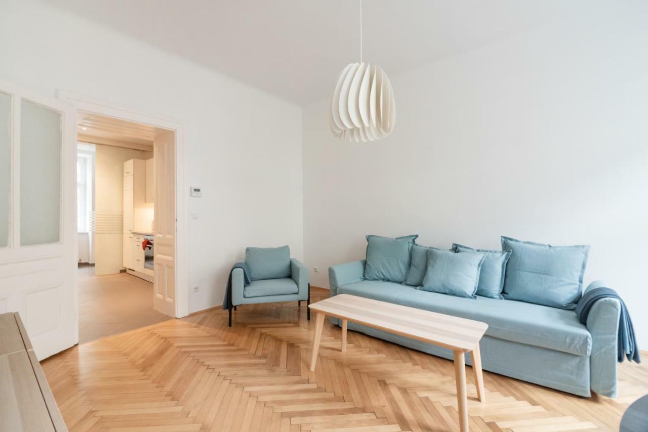 Universum Apartment 2 Vienna Esterno foto