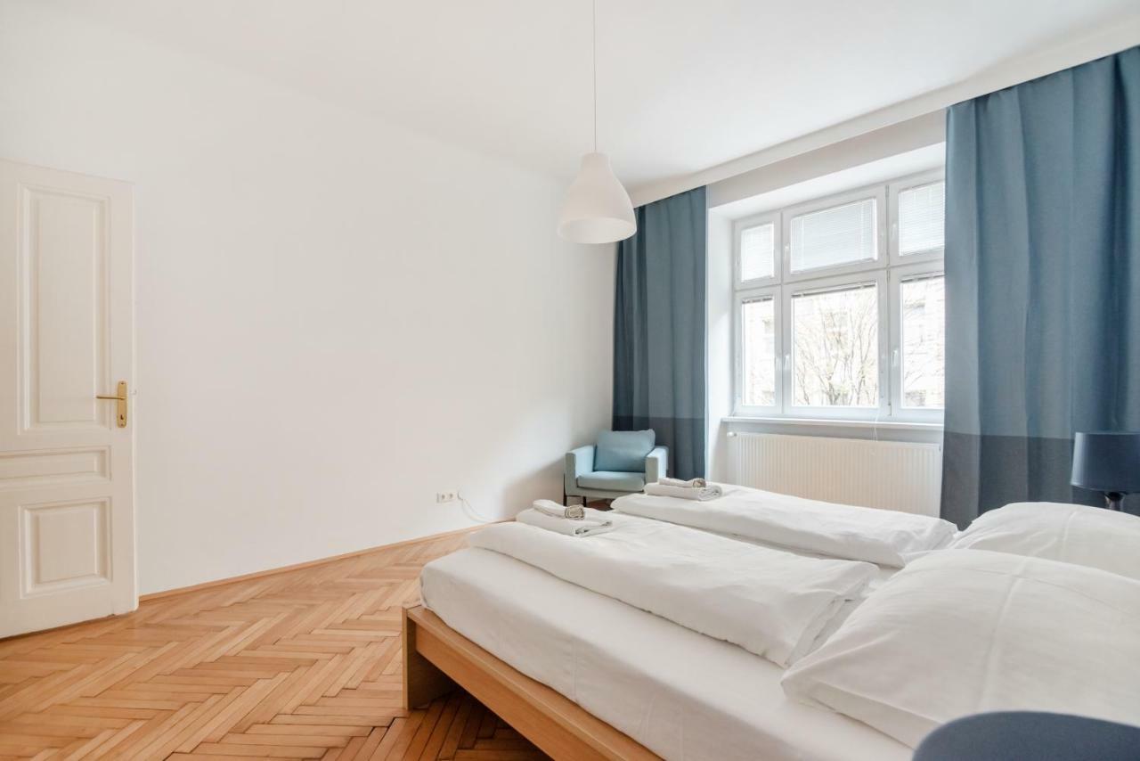 Universum Apartment 2 Vienna Esterno foto